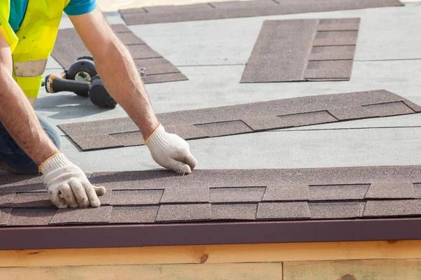 Top Qualities to Look for in a Home Roofing Contractor