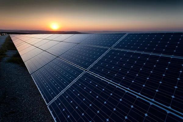 How Solar Panel Placement Impacts Energy Output and Efficiency
