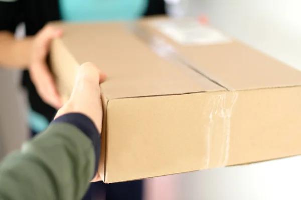 How Easy CrossBorder Freight Shipping Reduces Delivery Challenges