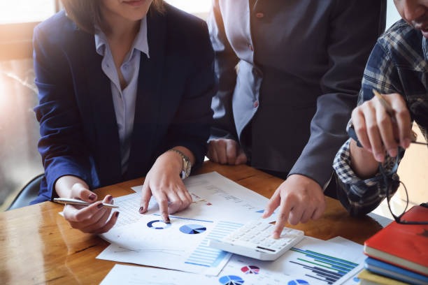 Why Your Business Needs a Fractional Bookkeeping Service