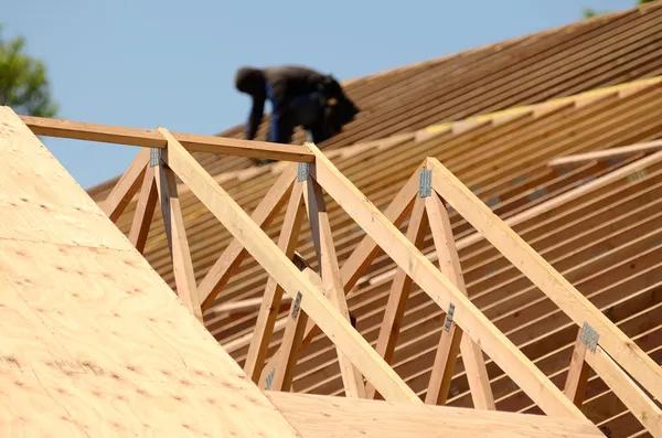Metal Roofing in San AntonioBenefits, Costs & Installation Guide