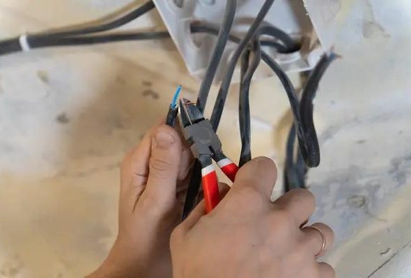 Important Electrical Checks Before Home Renovation